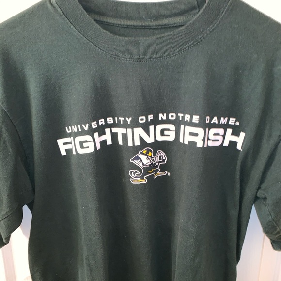 Notre Dame T-Shirt - Picture 2 of 2